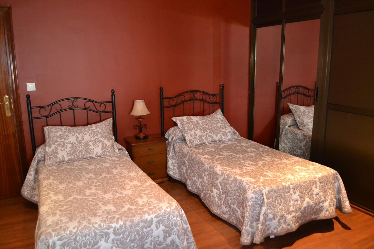 Hostal Pension La Ruta Paterna del Campo Extérieur photo