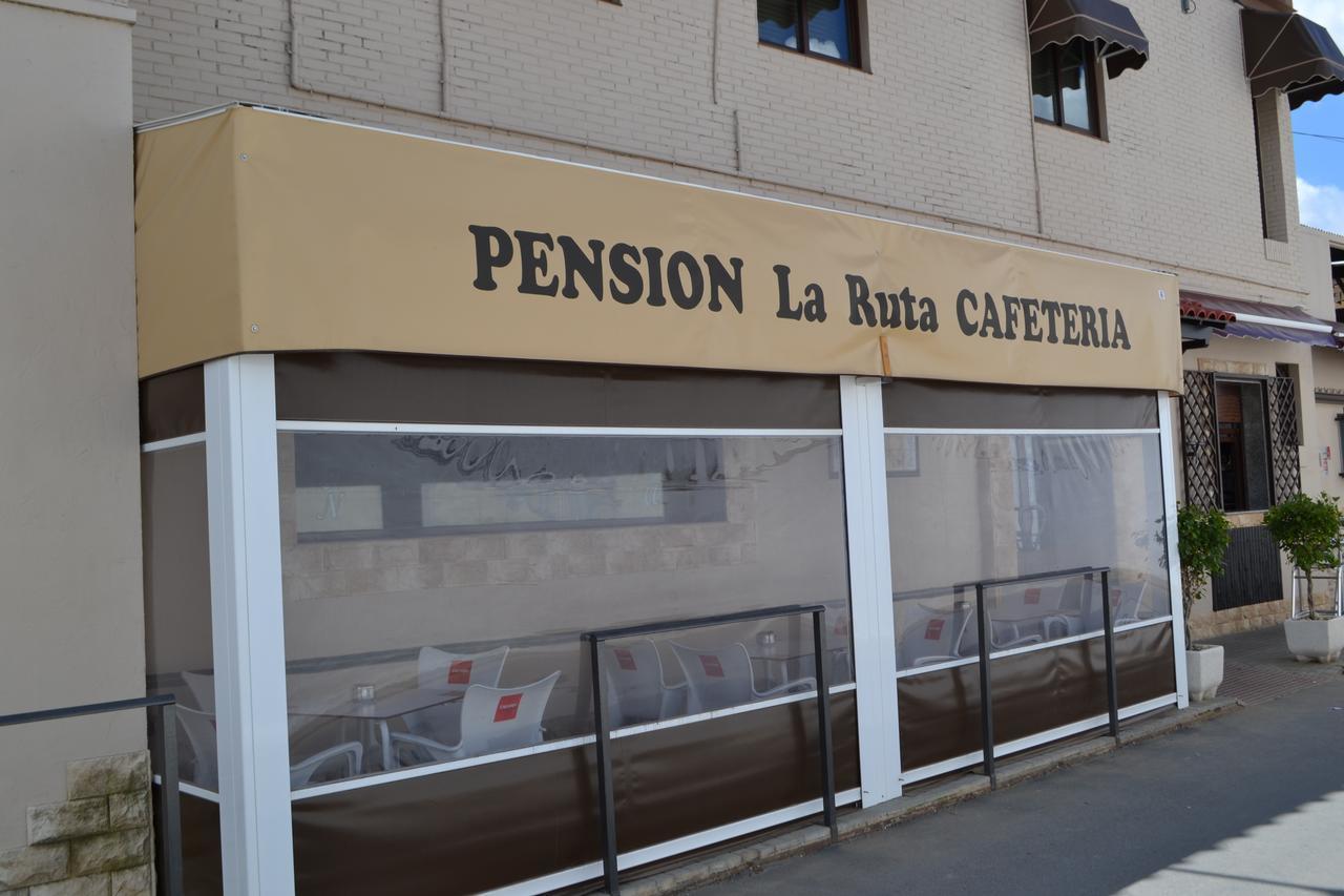 Hostal Pension La Ruta Paterna del Campo Extérieur photo